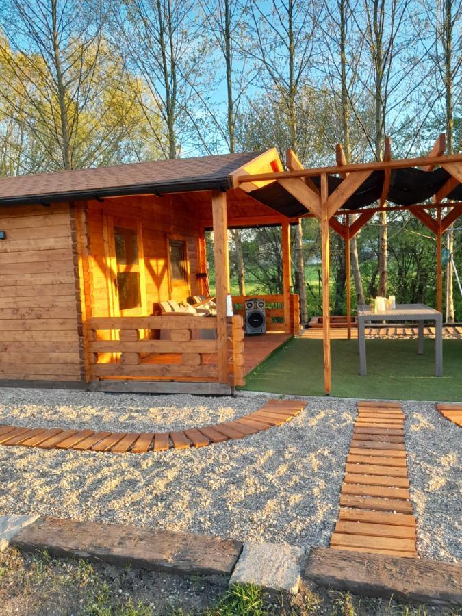 Florczaki Pensjonat Agroturystyczny Pod Modrzewiem Bed & Breakfast エクステリア 写真