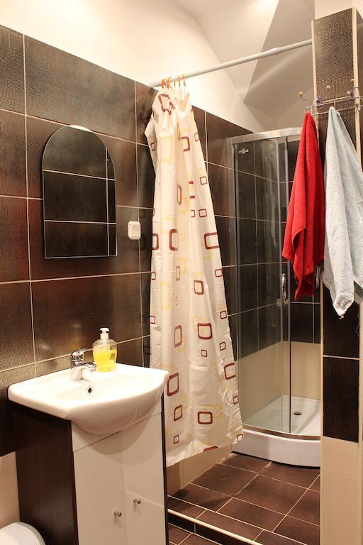 Florczaki Pensjonat Agroturystyczny Pod Modrzewiem Bed & Breakfast エクステリア 写真