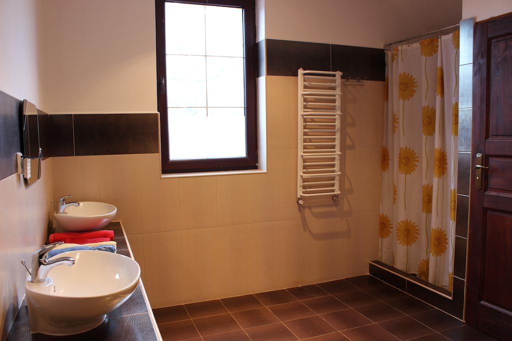 Florczaki Pensjonat Agroturystyczny Pod Modrzewiem Bed & Breakfast 部屋 写真