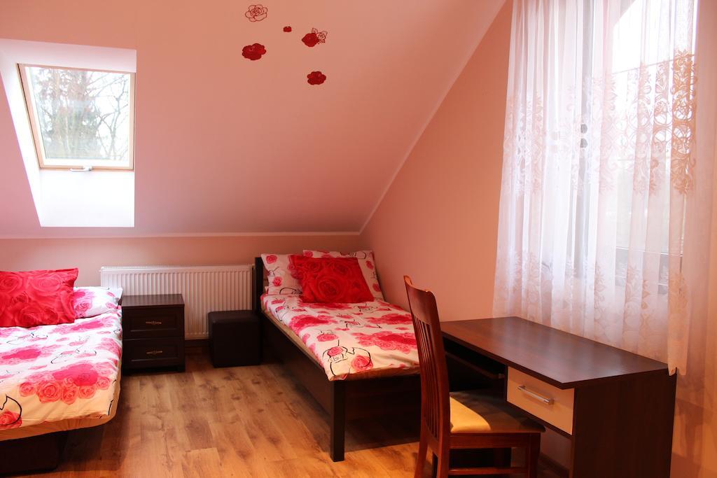 Florczaki Pensjonat Agroturystyczny Pod Modrzewiem Bed & Breakfast 部屋 写真